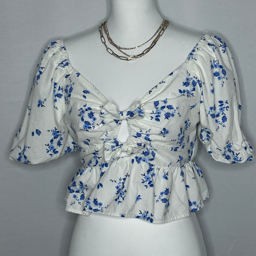 Band of the Free Blue Floral Bow Front Puff Sleeve Peplum Top Size L feminine - Picture 1 of 3